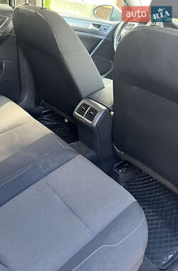 Универсал Volkswagen Golf 2013 в 