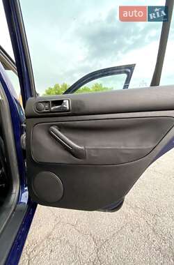 Универсал Volkswagen Golf 2000 в 