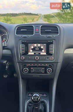 Универсал Volkswagen Golf 2013 в 