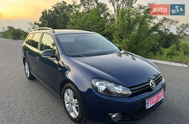 Универсал Volkswagen Golf 2013 в 