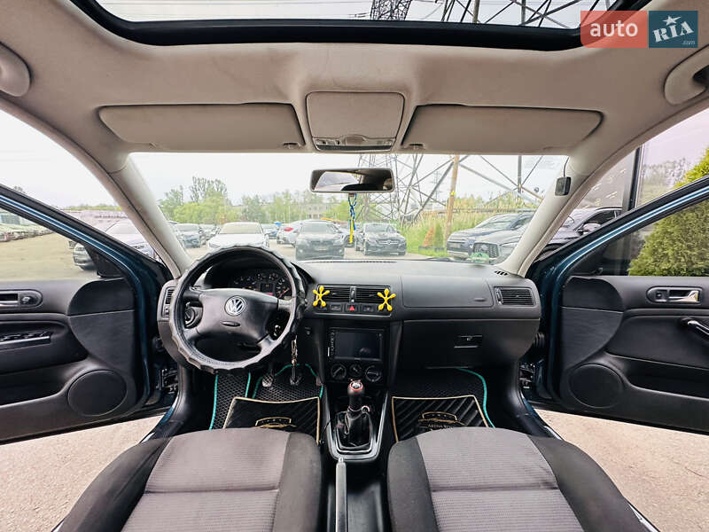Хетчбек Volkswagen Golf 2000 в Харкові
