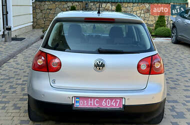 Хэтчбек Volkswagen Golf 2007 в 