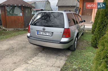 Универсал Volkswagen Golf 2002 в 