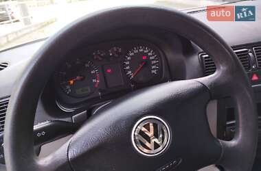 Универсал Volkswagen Golf 2001 в 