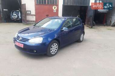 Хэтчбек Volkswagen Golf 2007 в 