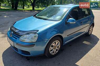 Хэтчбек Volkswagen Golf 2005 в Кролевце