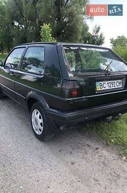 Хэтчбек Volkswagen Golf 1987 в 