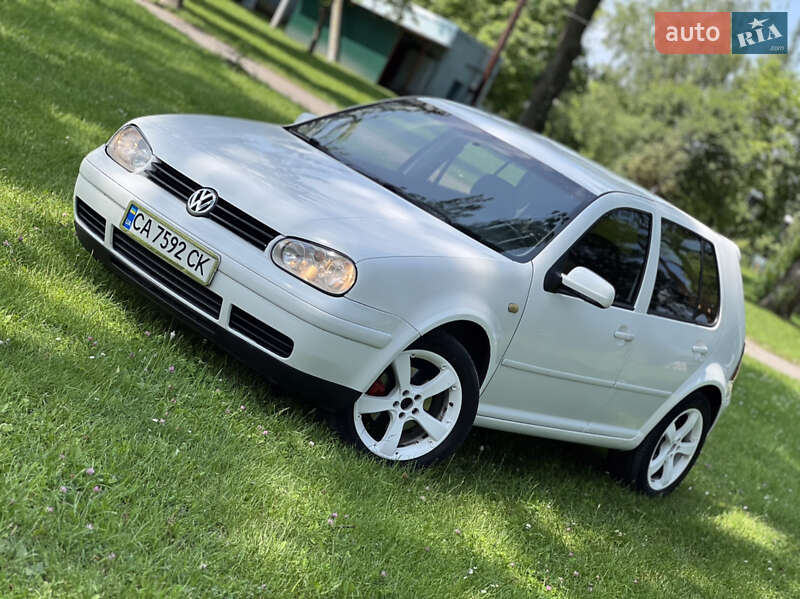Хэтчбек Volkswagen Golf 2000 в Хмельницком