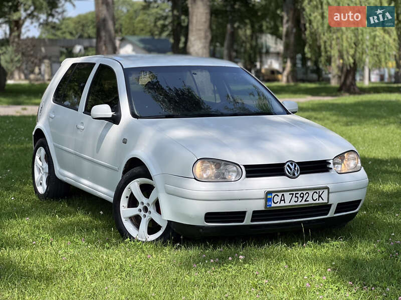 Хэтчбек Volkswagen Golf 2000 в Хмельницком