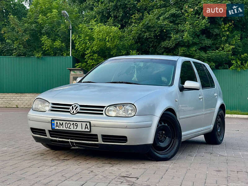 Volkswagen Golf 2002