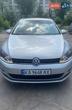 Універсал Volkswagen Golf 2014 в Києві
