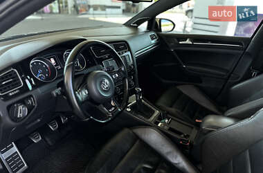 Хэтчбек Volkswagen Golf 2015 в 