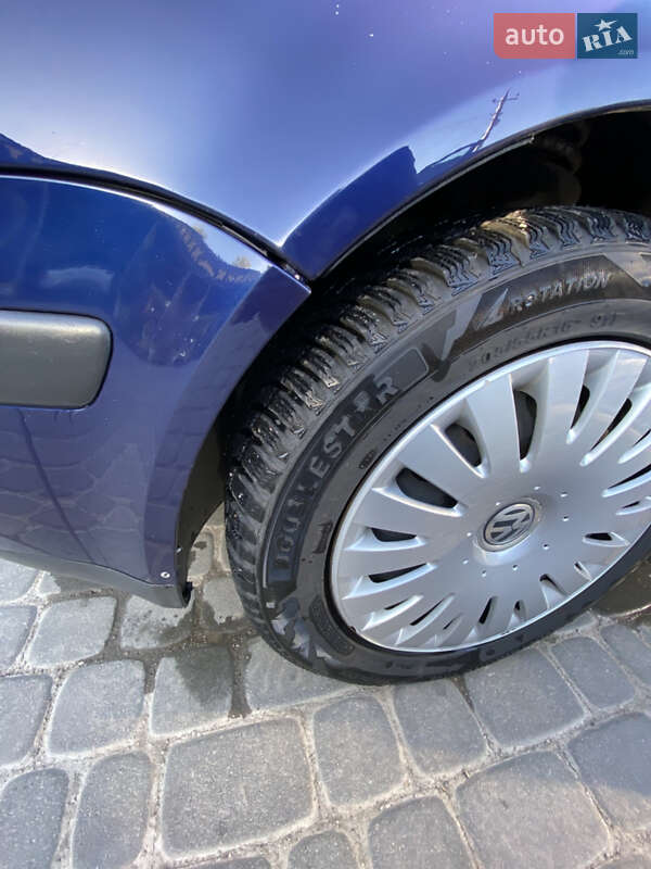 Универсал Volkswagen Golf 2000 в Виннице