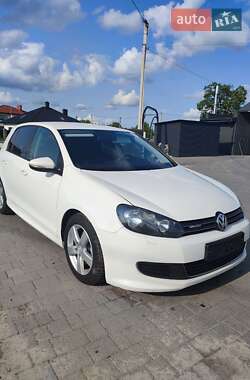 Хэтчбек Volkswagen Golf 2012 в Бродах