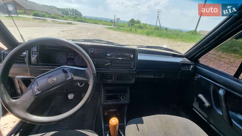 Хэтчбек Volkswagen Golf 1987 в Черновцах