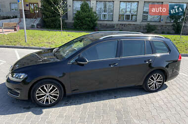 Универсал Volkswagen Golf 2016 в 