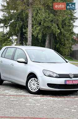 Хетчбек Volkswagen Golf 2009 в Старокостянтинові