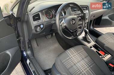 Универсал Volkswagen Golf 2015 в 