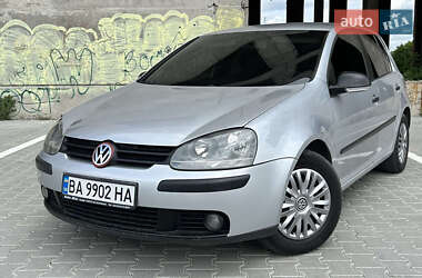 Хэтчбек Volkswagen Golf 2004 в Тернополе