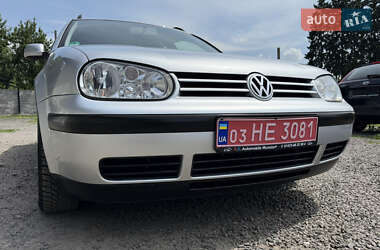 Універсал Volkswagen Golf 2000 в 