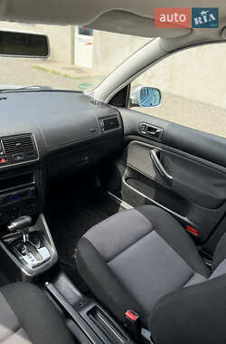 Універсал Volkswagen Golf 2000 в 