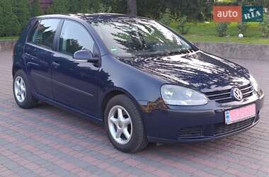 Хетчбек Volkswagen Golf 2004 в Старокостянтинові