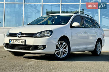 Универсал Volkswagen Golf 2012 в Киеве