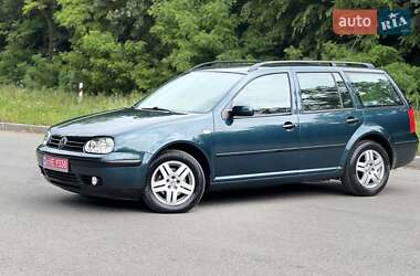 Универсал Volkswagen Golf 2002 в 