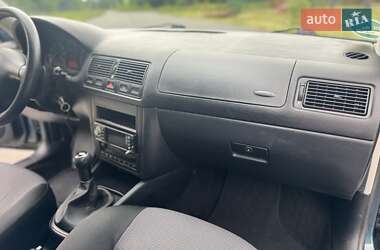 Универсал Volkswagen Golf 2002 в 
