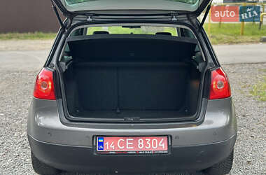 Хэтчбек Volkswagen Golf 2008 в 