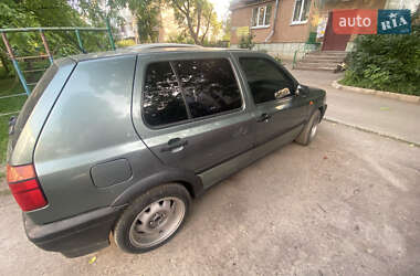 Хэтчбек Volkswagen Golf 1993 в 