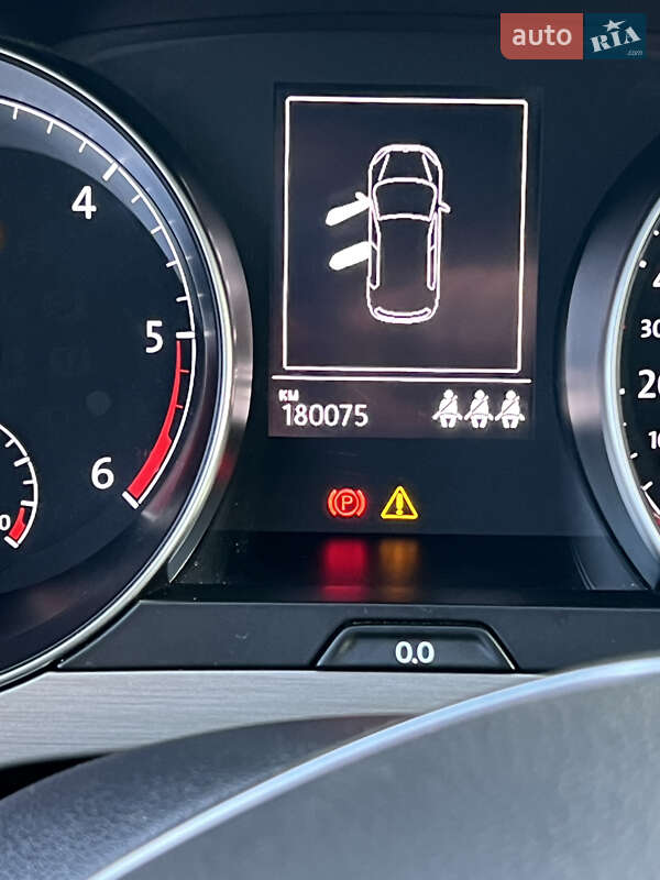 Хетчбек Volkswagen Golf 2015 в Луцьку