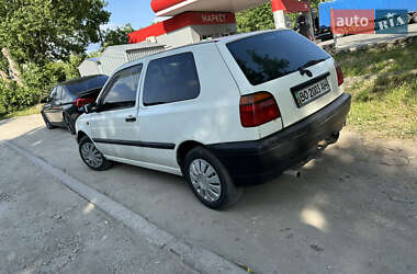 Хэтчбек Volkswagen Golf 1993 в 