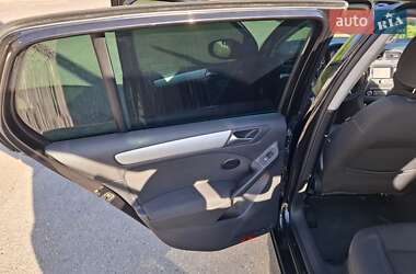 Хэтчбек Volkswagen Golf 2011 в 