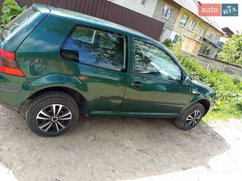 Хетчбек Volkswagen Golf 1999 в Турці