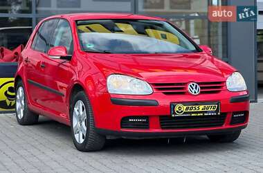 Хэтчбек Volkswagen Golf 2004 в Ивано-Франковске