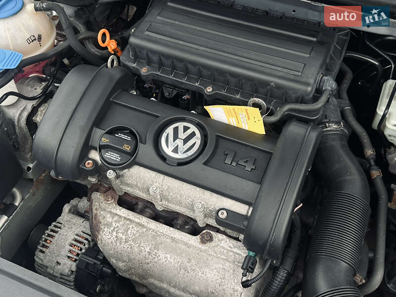 Хетчбек Volkswagen Golf 2008 в Львові