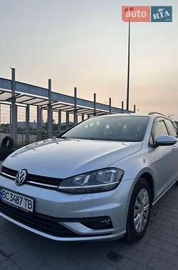 Универсал Volkswagen Golf 2019 в Львове