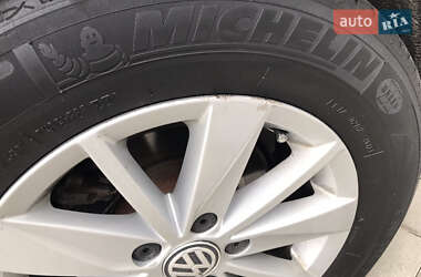 Хэтчбек Volkswagen Golf 2014 в 