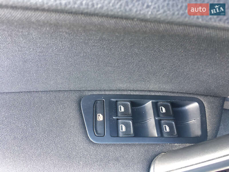 Универсал Volkswagen Golf 2014 в Львове