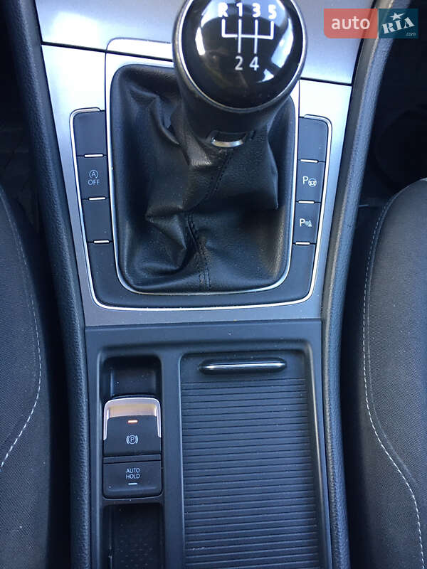 Универсал Volkswagen Golf 2014 в Львове