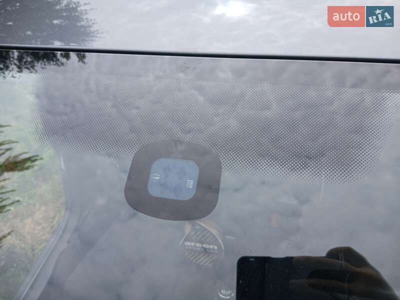 Універсал Volkswagen Golf 2009 в Вінниці