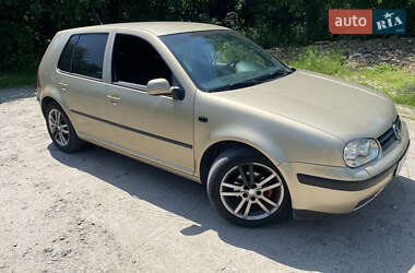 Хетчбек Volkswagen Golf 2001 в Білій Церкві