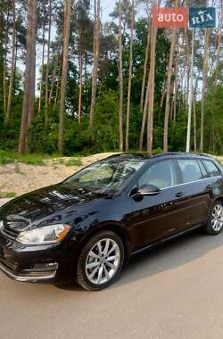 Универсал Volkswagen Golf 2016 в Житомире