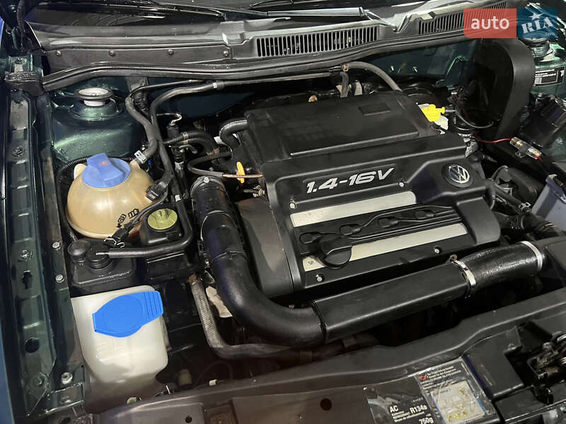 Хэтчбек Volkswagen Golf 1998 в Хмельницком