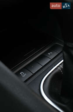 Универсал Volkswagen Golf 2013 в 