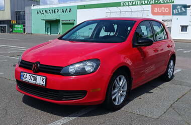 Хэтчбек Volkswagen Golf 2011 в Киеве