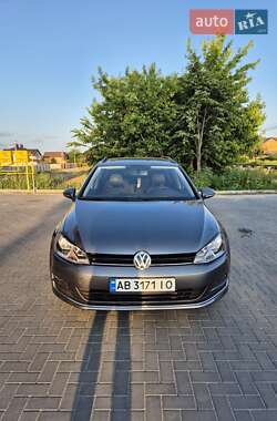 Універсал Volkswagen Golf 2015 в Вінниці
