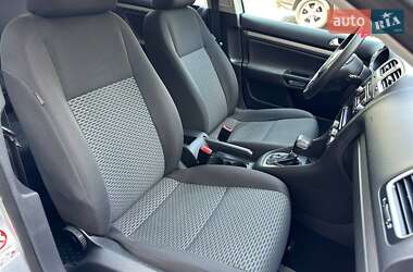 Универсал Volkswagen Golf 2010 в Краснограде