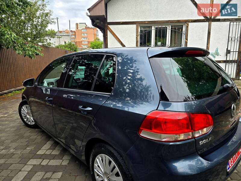 Хетчбек Volkswagen Golf 2009 в Полтаві